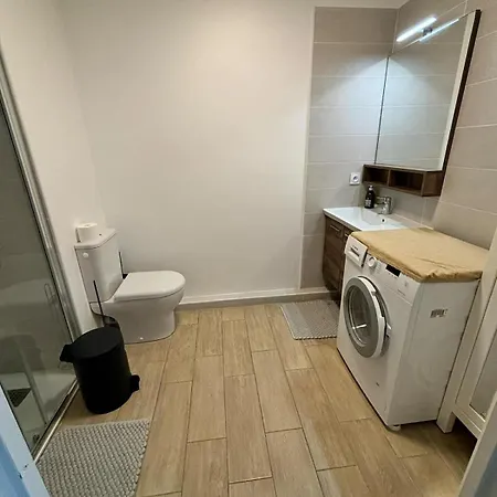 Διαμέρισμα Lovely In A With A Pool!